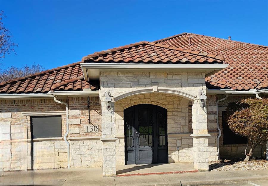 Property photo for 1111 Kinwest Parkway, Irving, TX