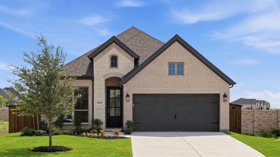 Property photo for 8608 Katydid Drive, McKinney, TX