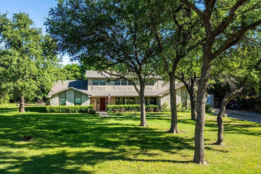 663 Coxs Oak Valley Road, Waco, TX 76705 663 Coxs Oak Valley Road, Waco, TX 76705