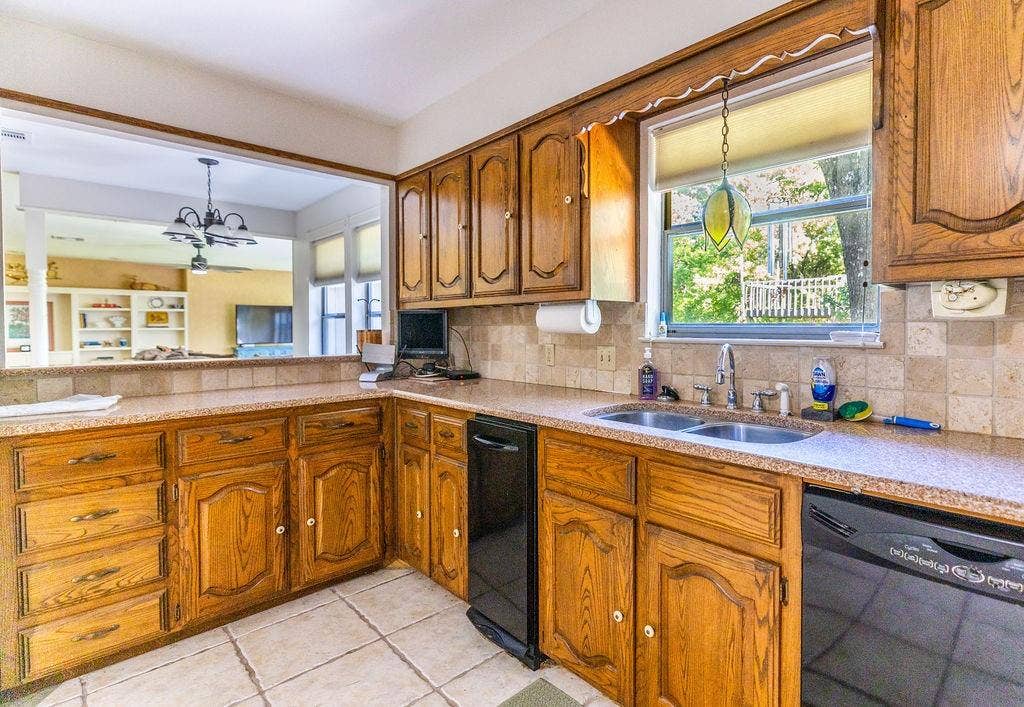 663 Coxs Oak Valley Road, Waco, TX 76705 663 Coxs Oak Valley Road, Waco, TX 76705