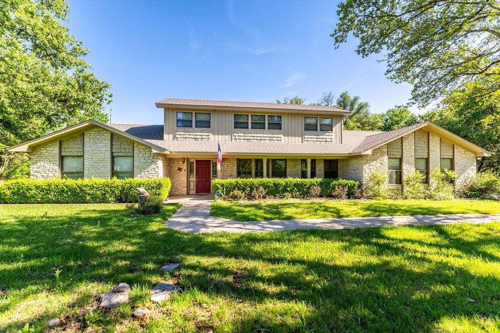 663 Coxs Oak Valley Road, Waco, TX 76705 663 Coxs Oak Valley Road, Waco, TX 76705