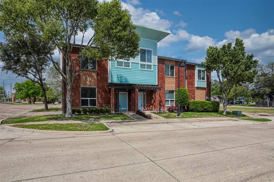 Property photo for 107 N Merrill Avenue, Duncanville, TX