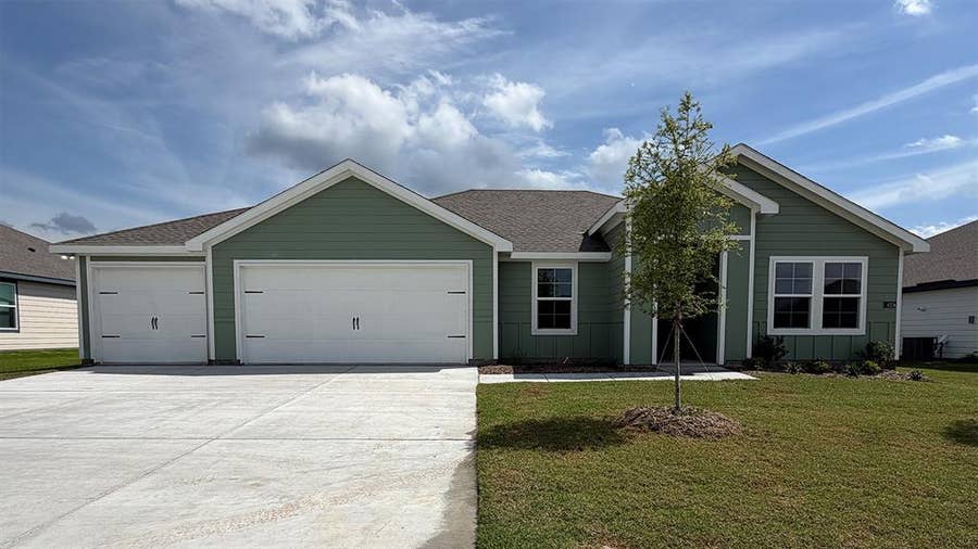 Property photo for 401 American Elm Drive, Nevada, TX