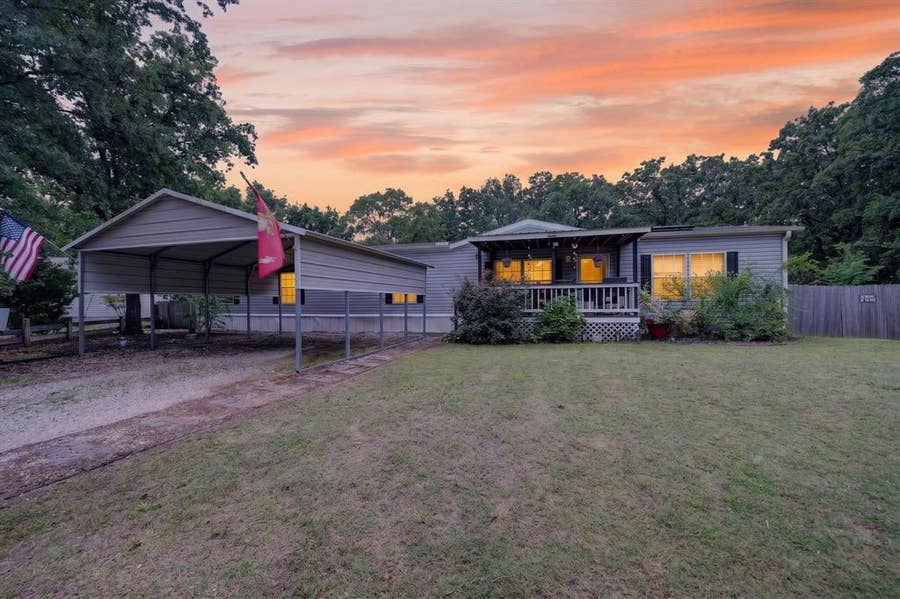 Property photo for 159 Tres Lagos Boulevard, Gun Barrel City, TX