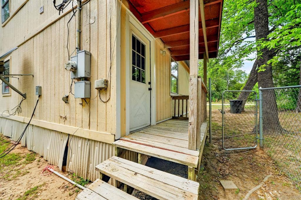 7115 Brokenbow Drive, Mabank, TX 75156