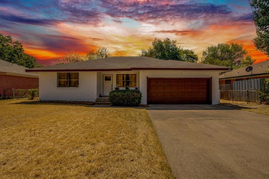 Property photo for 6540 Seco Boulevard, Dallas, TX