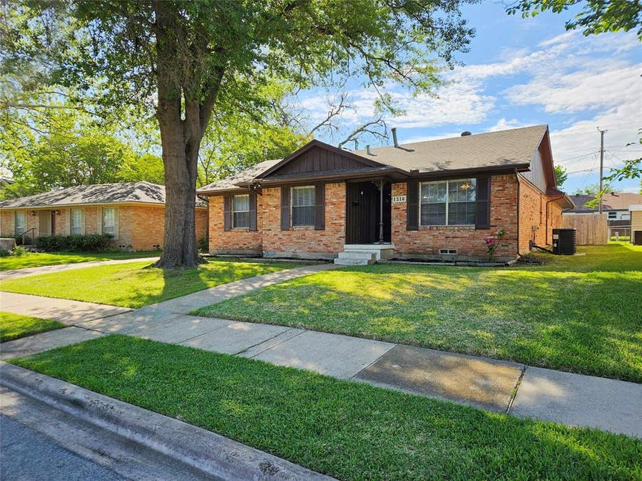 Property photo for 1316 Lexington Drive, Garland, TX