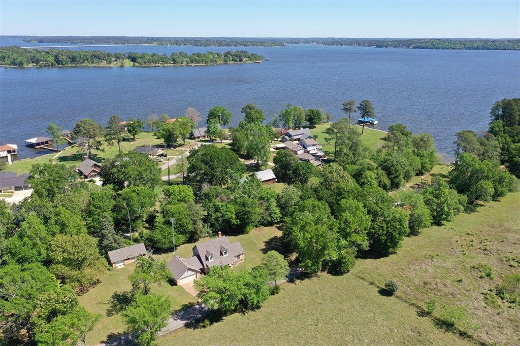 22577 Lime Street, Frankston, TX 75763 22577 Lime Street, Frankston, TX 75763