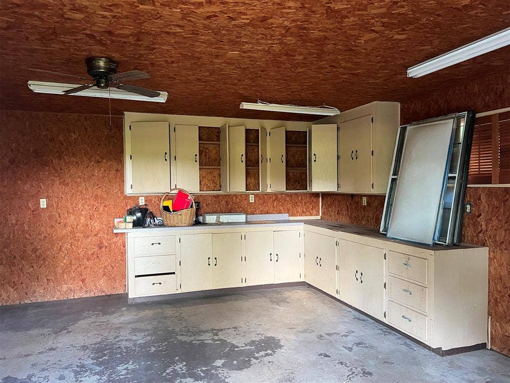 22577 Lime Street, Frankston, TX 75763 22577 Lime Street, Frankston, TX 75763