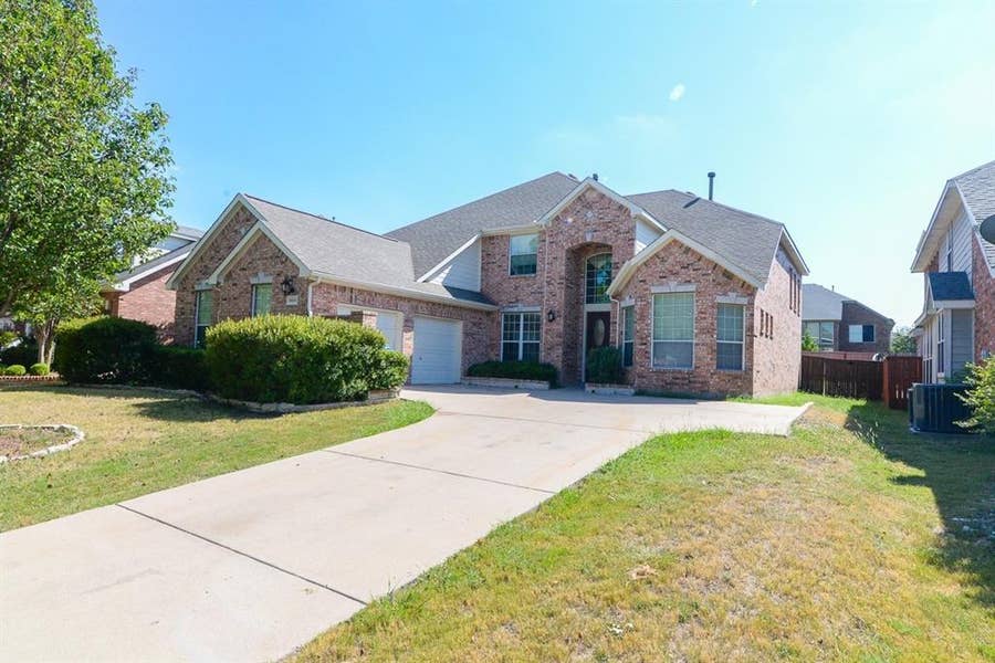 Property photo for 9605 Pinehurst Drive, Rowlett, TX