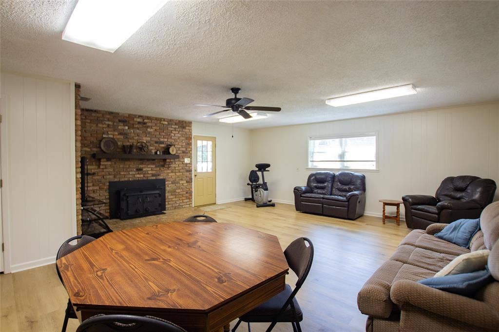 22831 Hickory Lane, Bullard, TX 75757 22831 Hickory Lane, Bullard, TX 75757