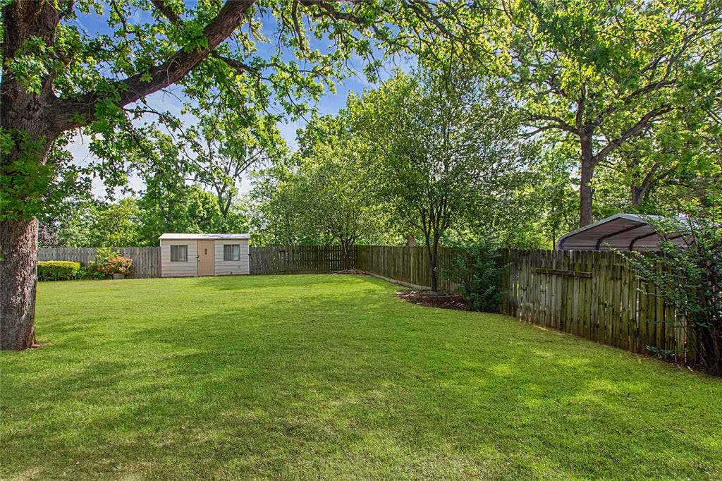 22831 Hickory Lane, Bullard, TX 75757 22831 Hickory Lane, Bullard, TX 75757