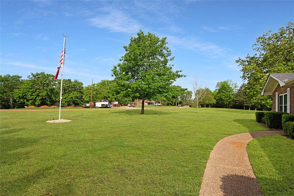 22831 Hickory Lane, Bullard, TX 75757 22831 Hickory Lane, Bullard, TX 75757