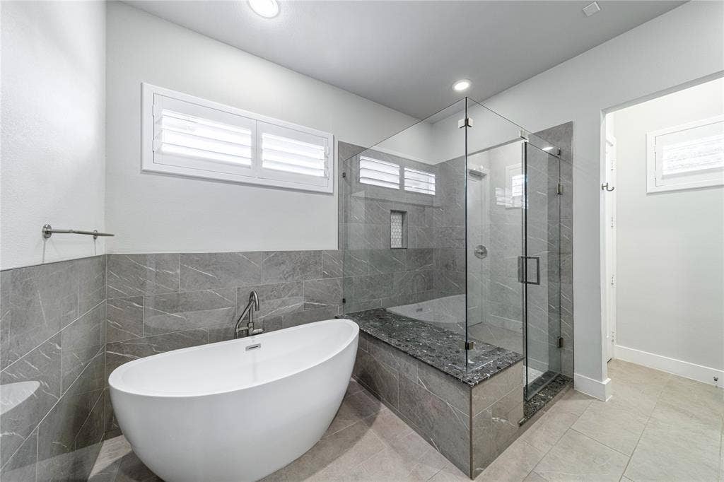 4107 Entrada Way, Dallas, TX 75219 4107 Entrada Way, Dallas, TX 75219