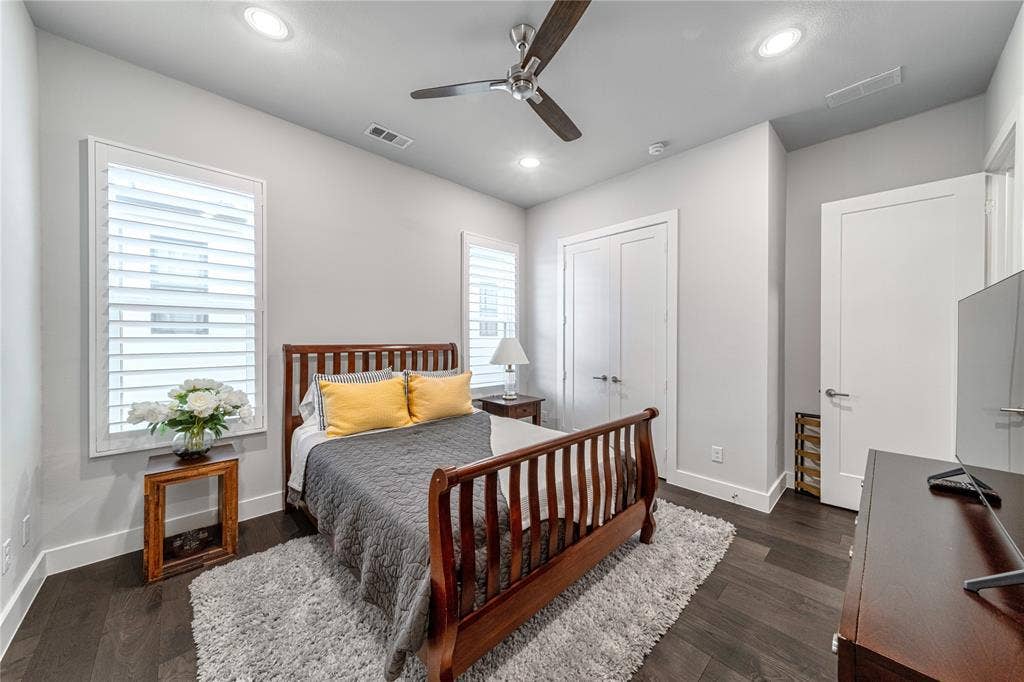 4107 Entrada Way, Dallas, TX 75219 4107 Entrada Way, Dallas, TX 75219