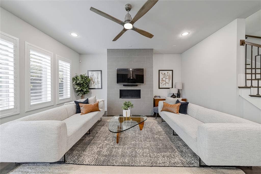 4107 Entrada Way, Dallas, TX 75219 4107 Entrada Way, Dallas, TX 75219
