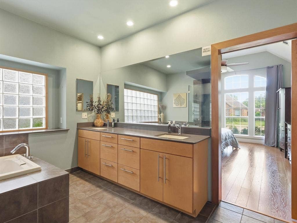 851 Chalfont Place, Coppell, TX 75019 851 Chalfont Place, Coppell, TX 75019