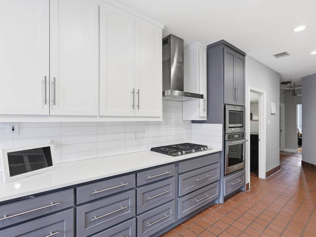851 Chalfont Place, Coppell, TX 75019 851 Chalfont Place, Coppell, TX 75019