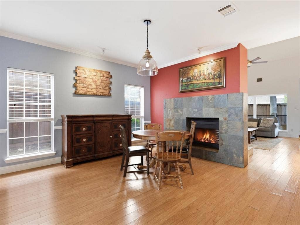 851 Chalfont Place, Coppell, TX 75019 851 Chalfont Place, Coppell, TX 75019