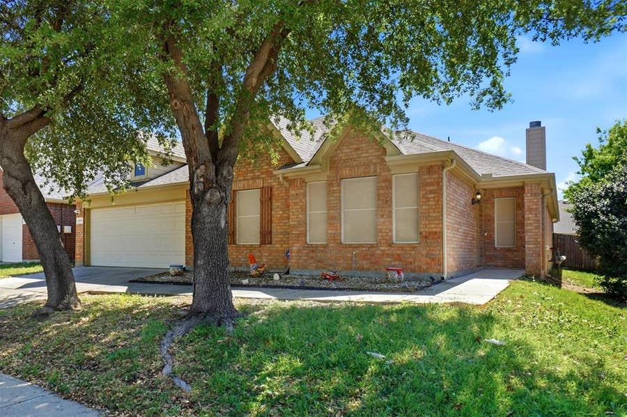 Property photo for 4856 Carrotwood Drive, Fort Worth, TX