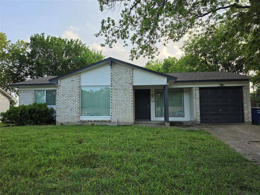 Property photo for 6227 Bowling Brook Drive, Dallas, TX