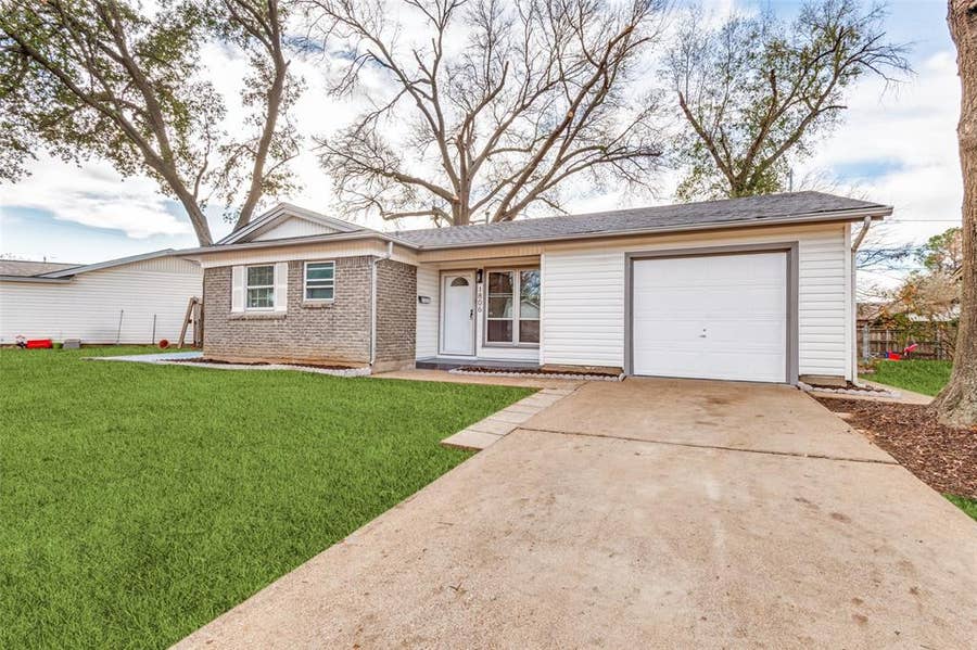 Property photo for 1806 Cunningham Street, Irving, TX