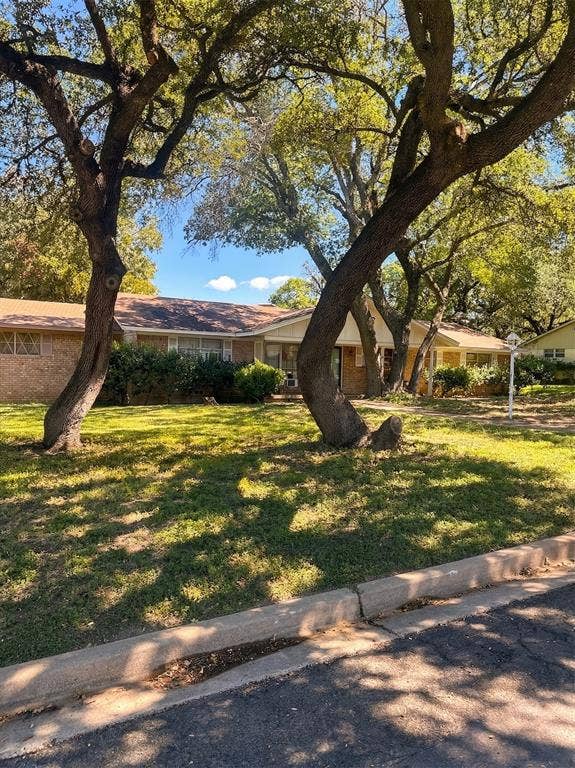 Property photo for 409 White Hall Road, Woodway, TX