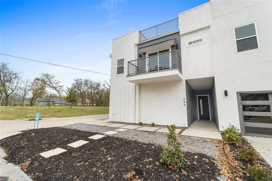 Property photo for 400 S Henderson Avenue, #400, Dallas, TX