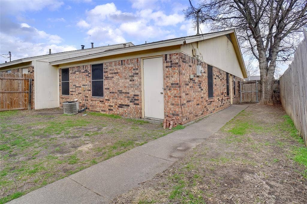 7470 Tiffany Meadows Lane, Fort Worth, TX 76140 7470 Tiffany Meadows Lane, Fort Worth, TX 76140