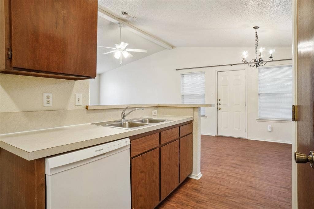 7470 Tiffany Meadows Lane, Fort Worth, TX 76140 7470 Tiffany Meadows Lane, Fort Worth, TX 76140