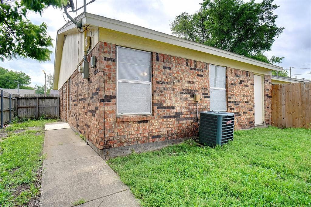 7470 Tiffany Meadows Lane, Fort Worth, TX 76140 7470 Tiffany Meadows Lane, Fort Worth, TX 76140