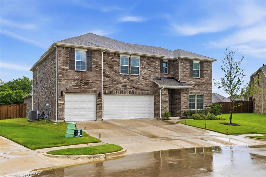Property photo for 785 Vineyard Way, Forney, TX