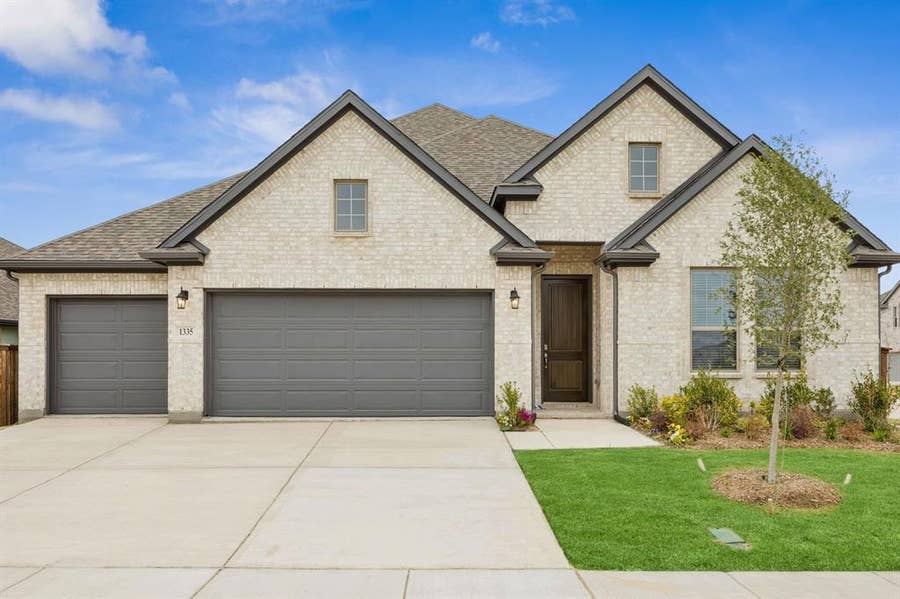 Property photo for 1335 Chisos Way, Forney, TX