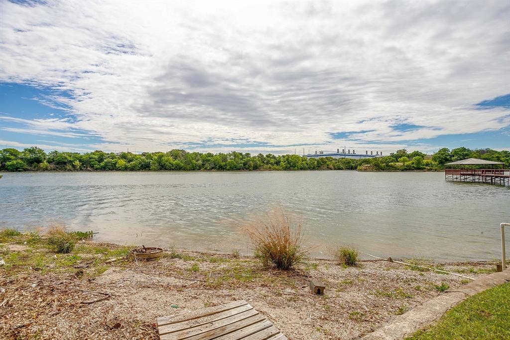 8316 Heron Drive, Fort Worth, TX 76108 8316 Heron Drive, Fort Worth, TX 76108