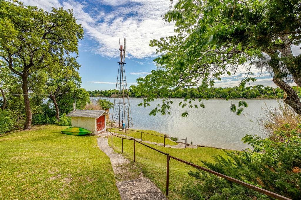 8316 Heron Drive, Fort Worth, TX 76108 8316 Heron Drive, Fort Worth, TX 76108