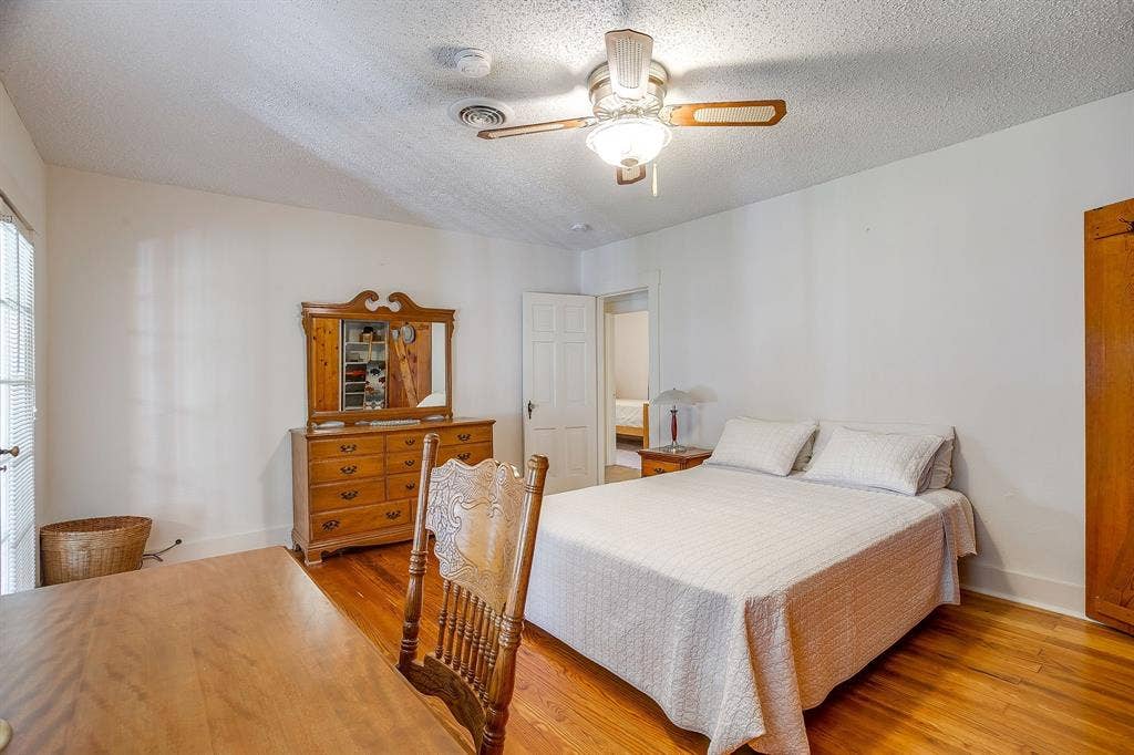 8316 Heron Drive, Fort Worth, TX 76108 8316 Heron Drive, Fort Worth, TX 76108