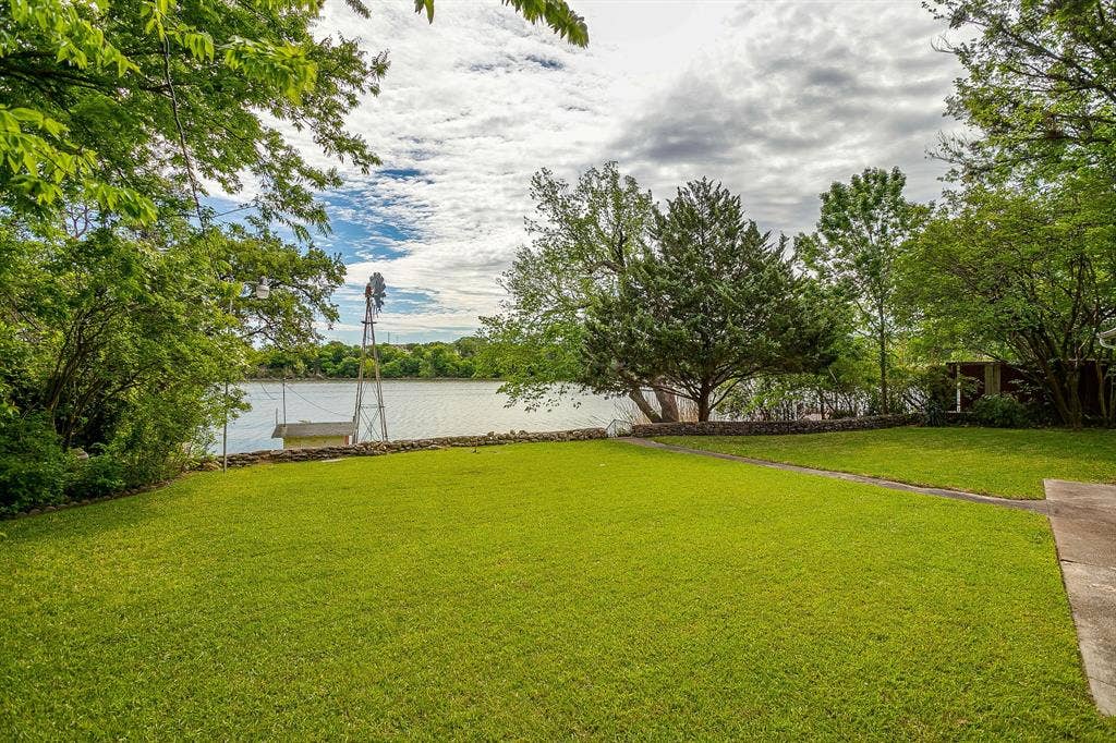 8316 Heron Drive, Fort Worth, TX 76108 8316 Heron Drive, Fort Worth, TX 76108