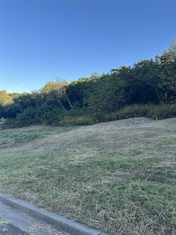 Property photo for 803 Poage Drive, Woodway, TX
