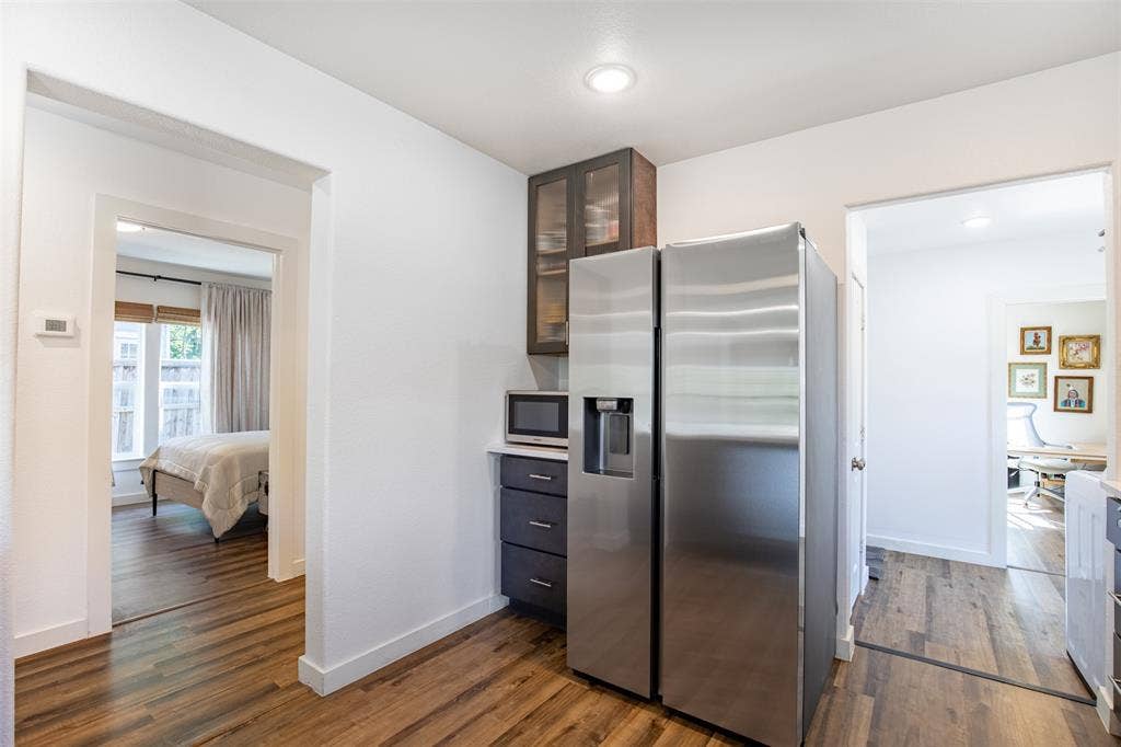 1239 Whitaker Avenue, Dallas, TX 75216