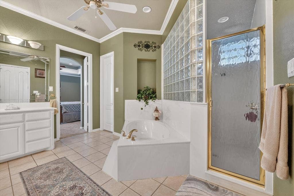 1812 Willow Springs Court, Haslet, TX 76052