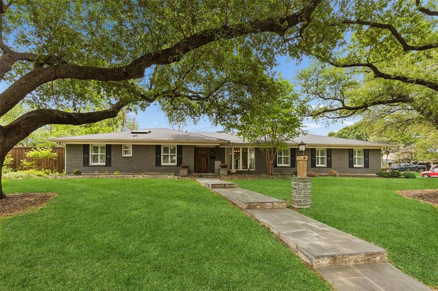 Property photo for 2808 Reedcroft Drive, Farmers Branch, TX
