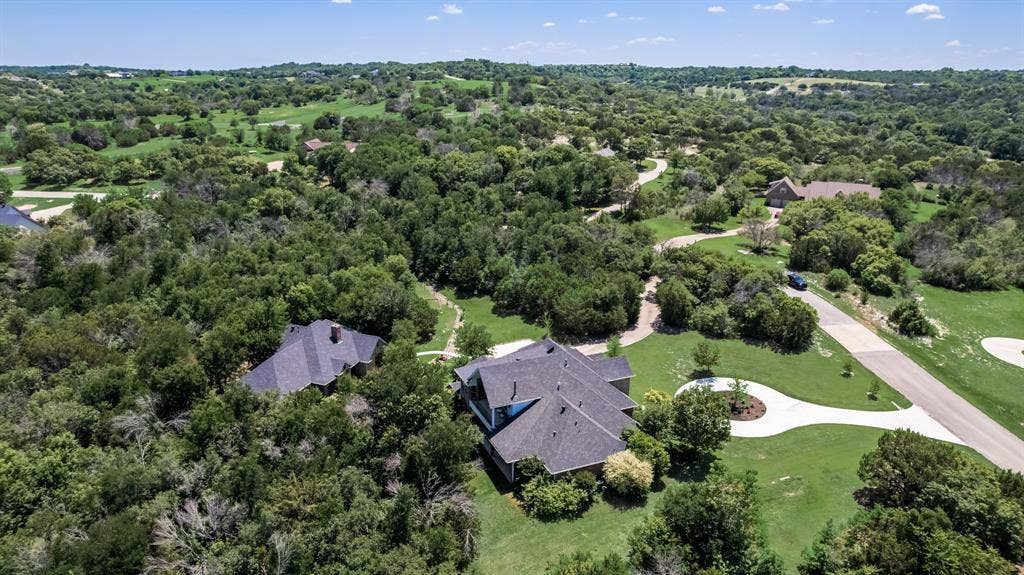 137 Bluff Creek Road, Weatherford, TX 76087 Primary Residence and Guest House