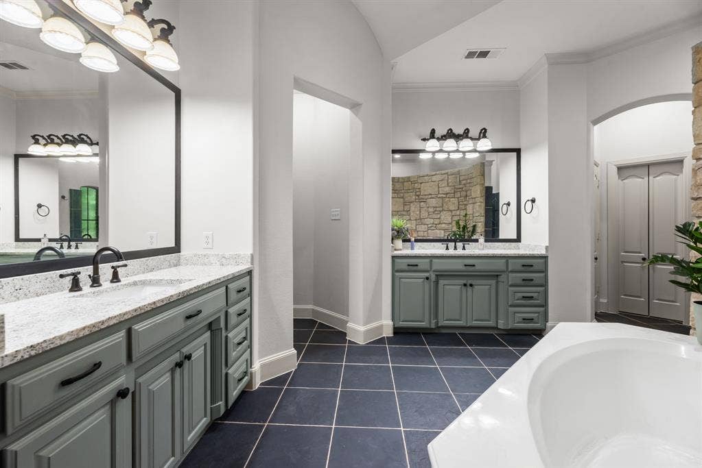 137 Bluff Creek Road, Weatherford, TX 76087 137 Bluff Creek Road, Weatherford, TX 76087