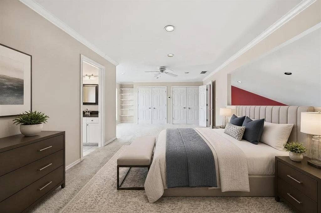22 One Main Place, Benbrook, TX 76126 Virtually Staged