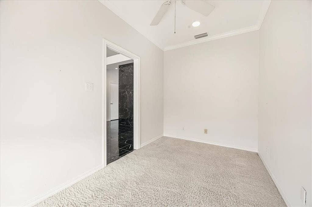 22 One Main Place, Benbrook, TX 76126 22 One Main Place, Benbrook, TX 76126