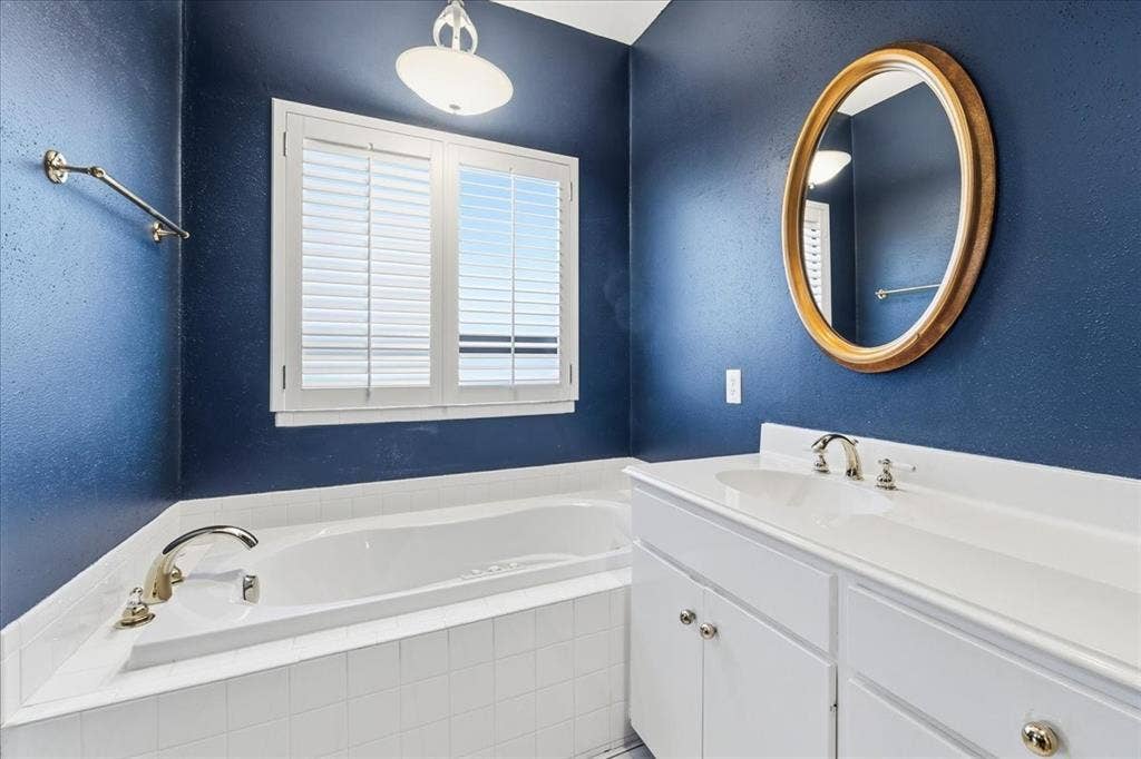 22 One Main Place, Benbrook, TX 76126 22 One Main Place, Benbrook, TX 76126
