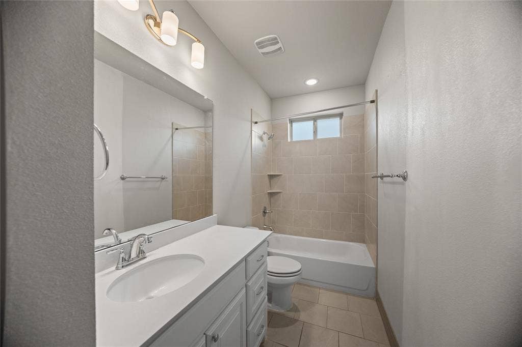 204 Townsend Drive, Haslet, TX 76052