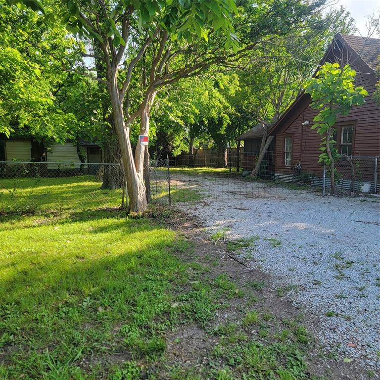 Property photo for 2630 Bobtown Road, Garland, TX