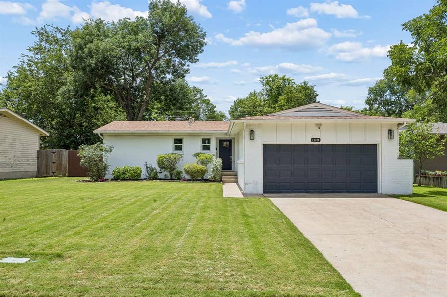 Property photo for 11328 Flamingo Lane, Dallas, TX