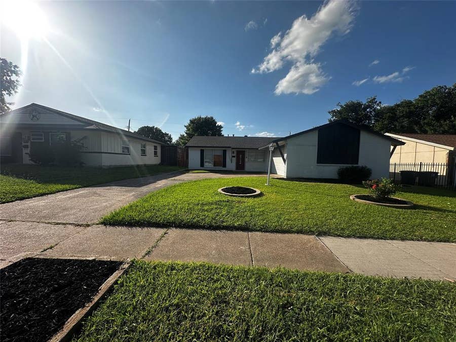 Property photo for 4111 Mehalia Drive, Dallas, TX